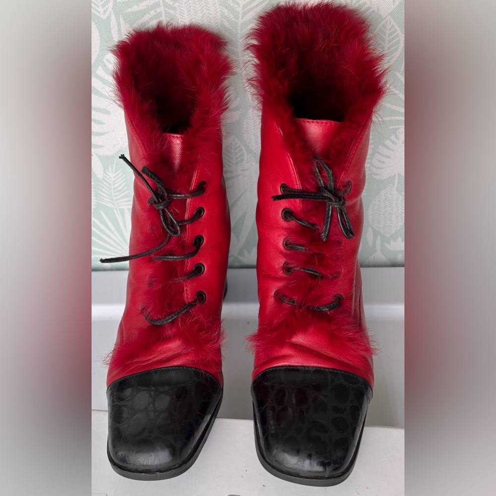 Emmedieci Leather Red Booties Victorian Style w/ Rabbit Hair Lining EU 38 US 7.5 - Picture 4 of 13